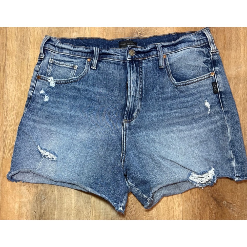 Silver Jean Shorts 90s Baggy‎ Size 32